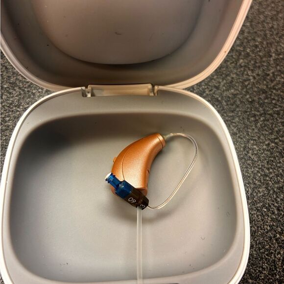 Starkey Microtech i1000 Summit RIC Hearing aid - Picture 3 of 3